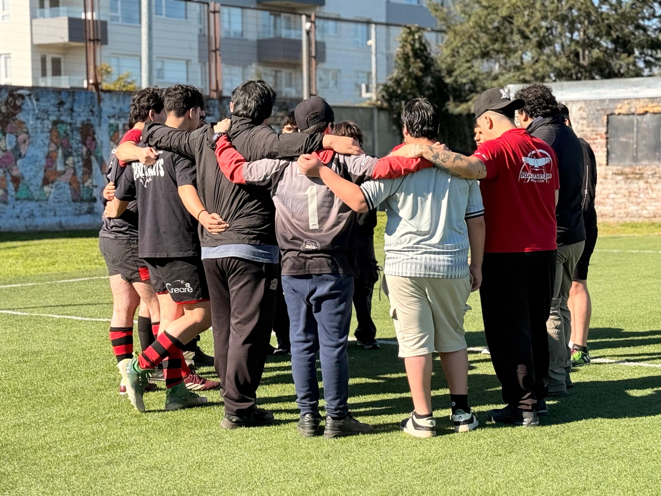 Rugby en residencias: iniciativa busca acercar el deporte a adolescentes bajo protección en La Araucanía